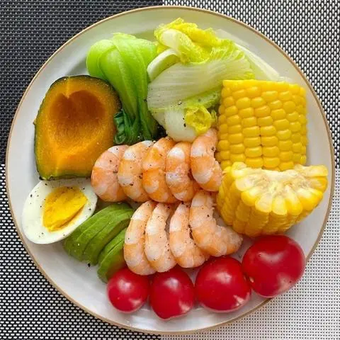 Hình ảnh Tôm - trứng - rau củ thập cẩm