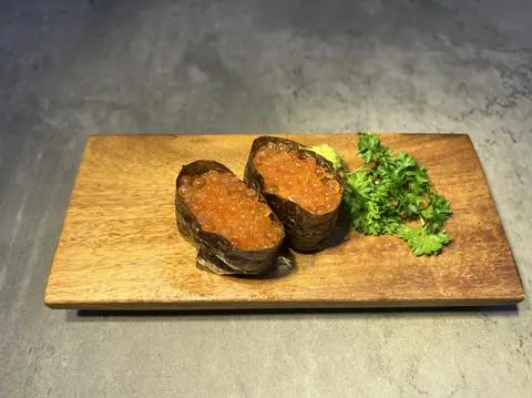 Hình ảnh Gunkan trứng cá hồi - A19