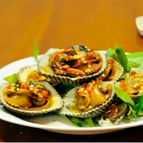 Hình ảnh sò lông xào mì