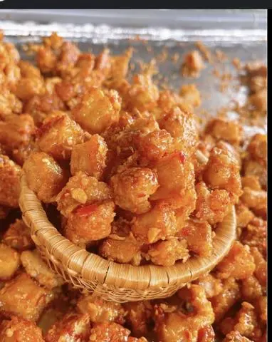 Hình ảnh 100g Tóp mỡ rim mắm tỏi 
