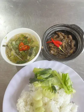 Hình ảnh Cơm Cá Bống Kho Tiêu