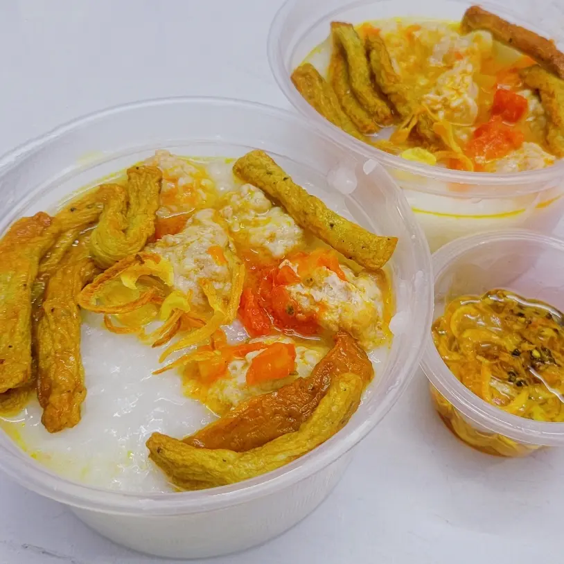 Hình ảnh Cháo Thịt Viên Sốt, Chả Cá (ST25) + Tặng Sốt Mắm Hành Phi