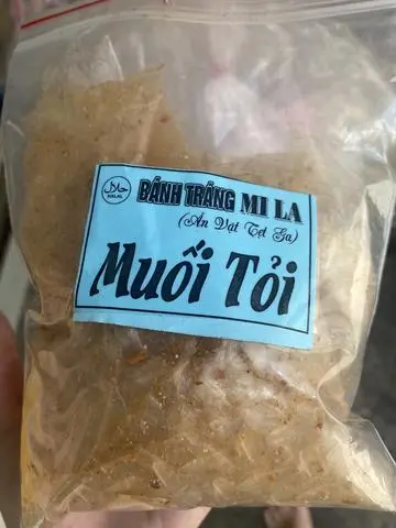 Hình ảnh bánh tráng muối tỏi 