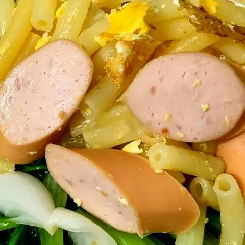 Hình ảnh Nui xào xúc xích xông khói