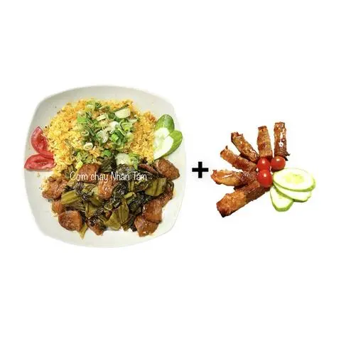 Hình ảnh Cơm chiên dưa bò + thịt ba chỉ ram nước mắm chay