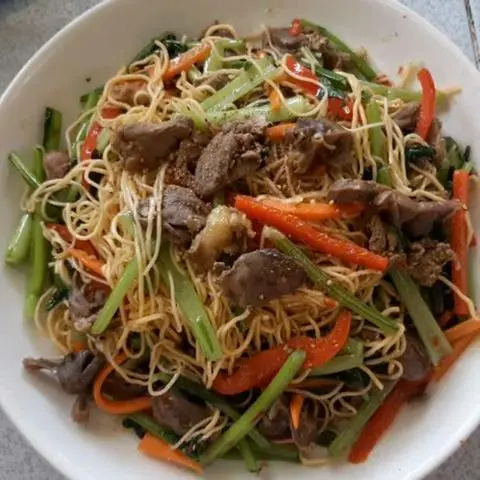 Hình ảnh Tim Vịt Xào Mì