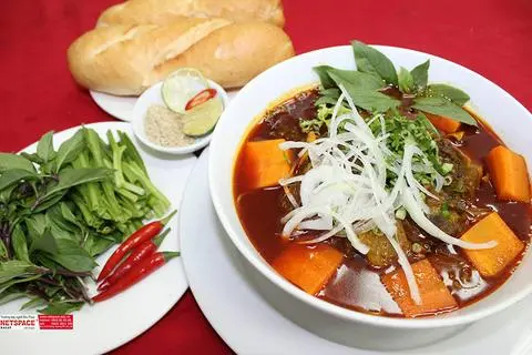 Hình ảnh Bò Kho Bánh Mì