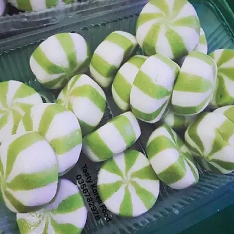 Hình ảnh bánh bao trứng muối