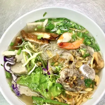 Hình ảnh Hủ Tiếu đầy đủ có Giò gân