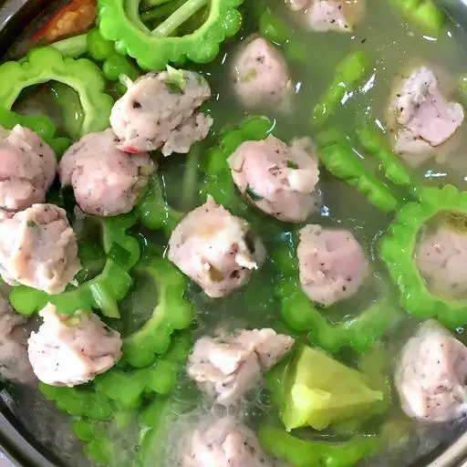 Hình ảnh Lẩu cá thác lác khổ qua 