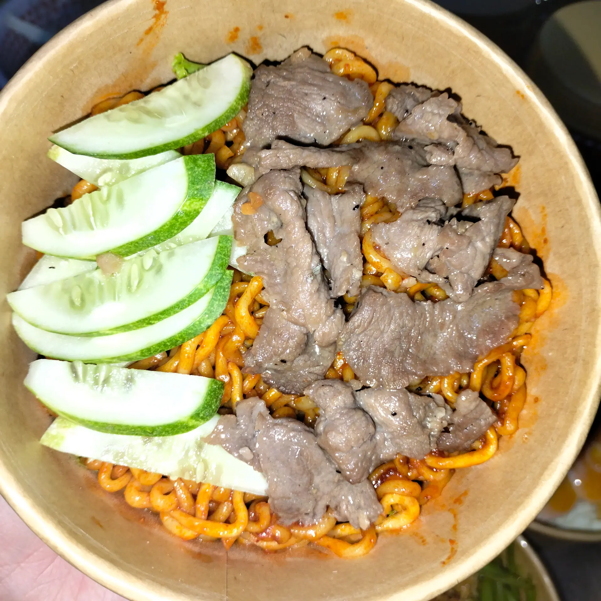 Hình ảnh Mì cay trộn bò