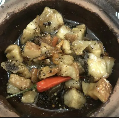 Hình ảnh Cơm trắng cá kèo kho + kèm canh