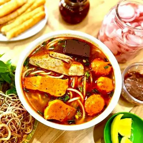 Hình ảnh Tô không móng