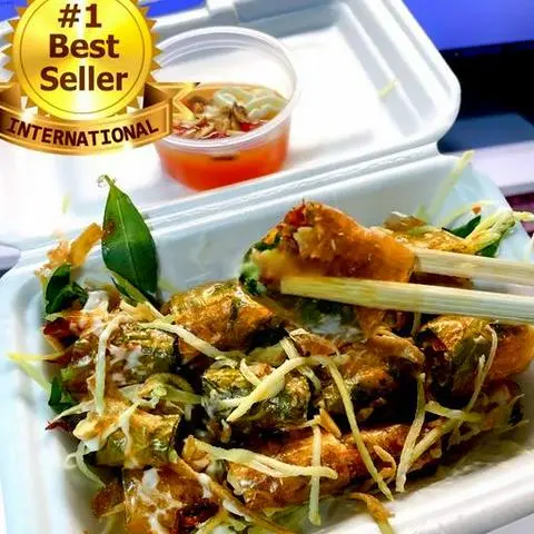 Hình ảnh New - bánh tráng cuộn Cô 6 - sốt me ớt