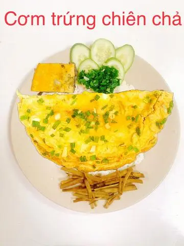 Hình ảnh Cơm Trứng Chiên Chả
