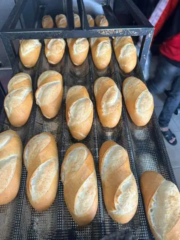 Hình ảnh Bánh mì không
