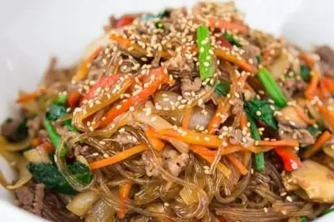 Hình ảnh Miến xào bò 