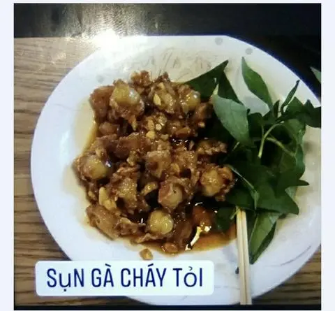 Hình ảnh Sụn gà chiên nước mắm