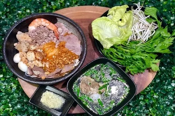 Hình ảnh hủ tíu khô đặc biệt