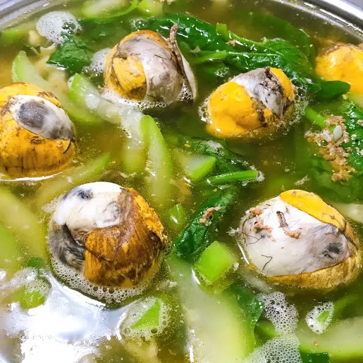 Hình ảnh LẨU HỘT VỊT LỘN NẤU BẦU