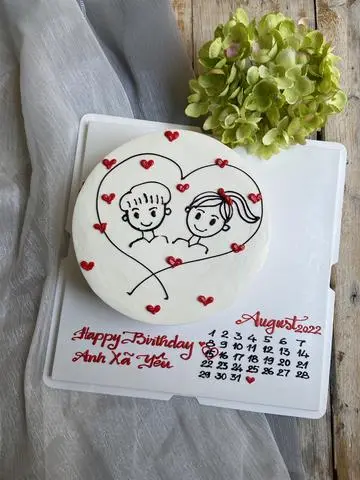 Hình ảnh Bánh kem lịch và cặp đôi 17cm