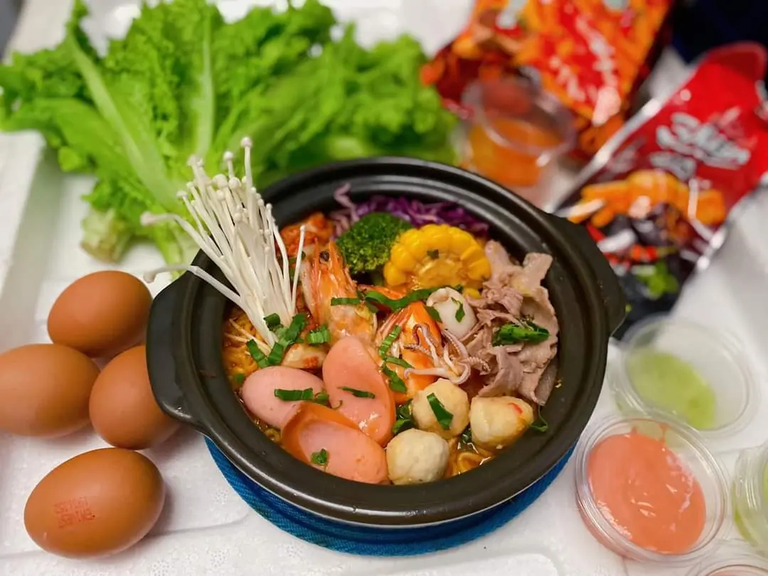 Hình ảnh MÌ CAY VIÊN THẬP CẨM