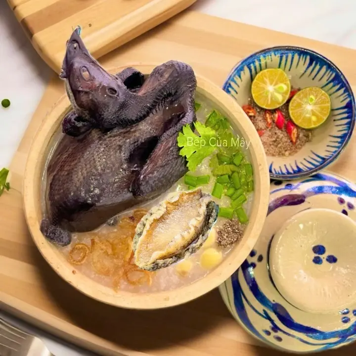 Hình ảnh Cháo gà + 1 bào ngư