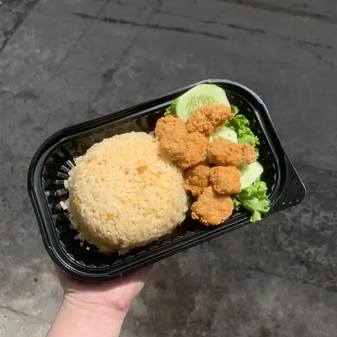 Hình ảnh Cơm Gà Viên + Canh