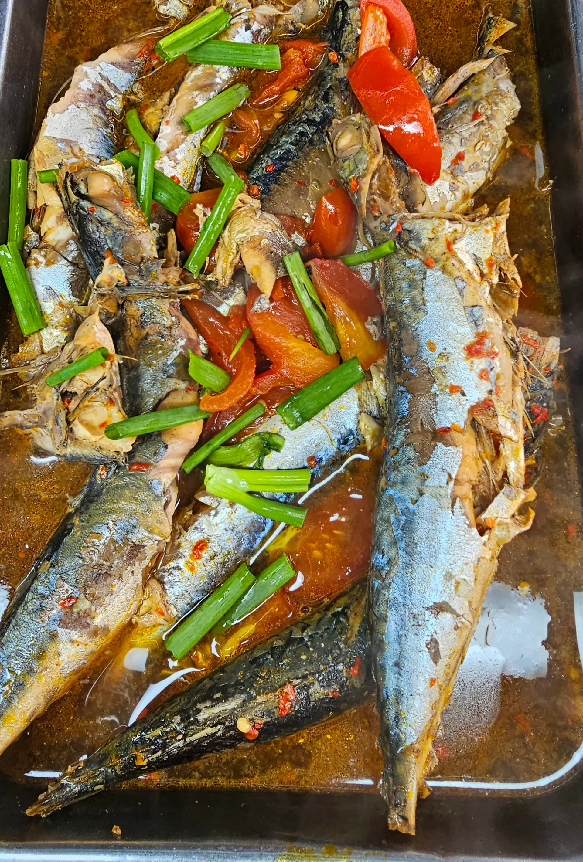 Hình ảnh Cá Nục Kho Cà