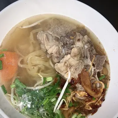 Hình ảnh Mì tôm - trứng cút