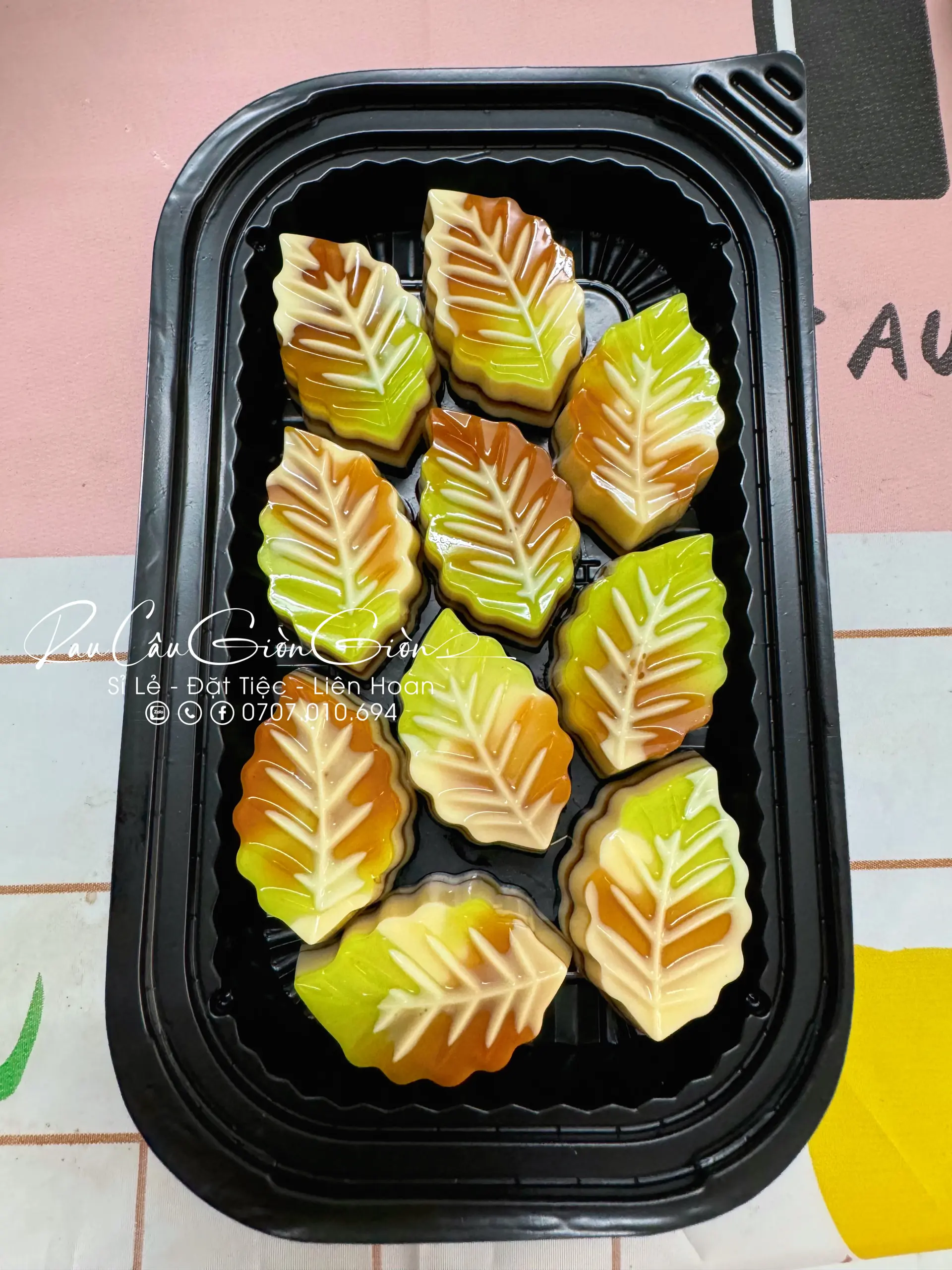 Hình ảnh Set 10 Hoa Lá Flan Cheese