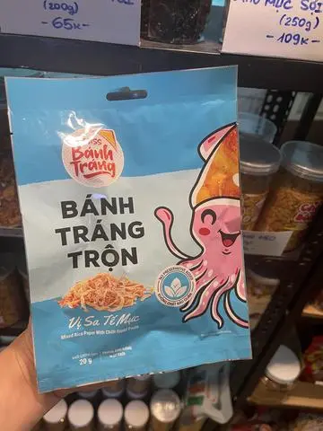 Hình ảnh Bánh Tráng Trộn Sa Tế Mực