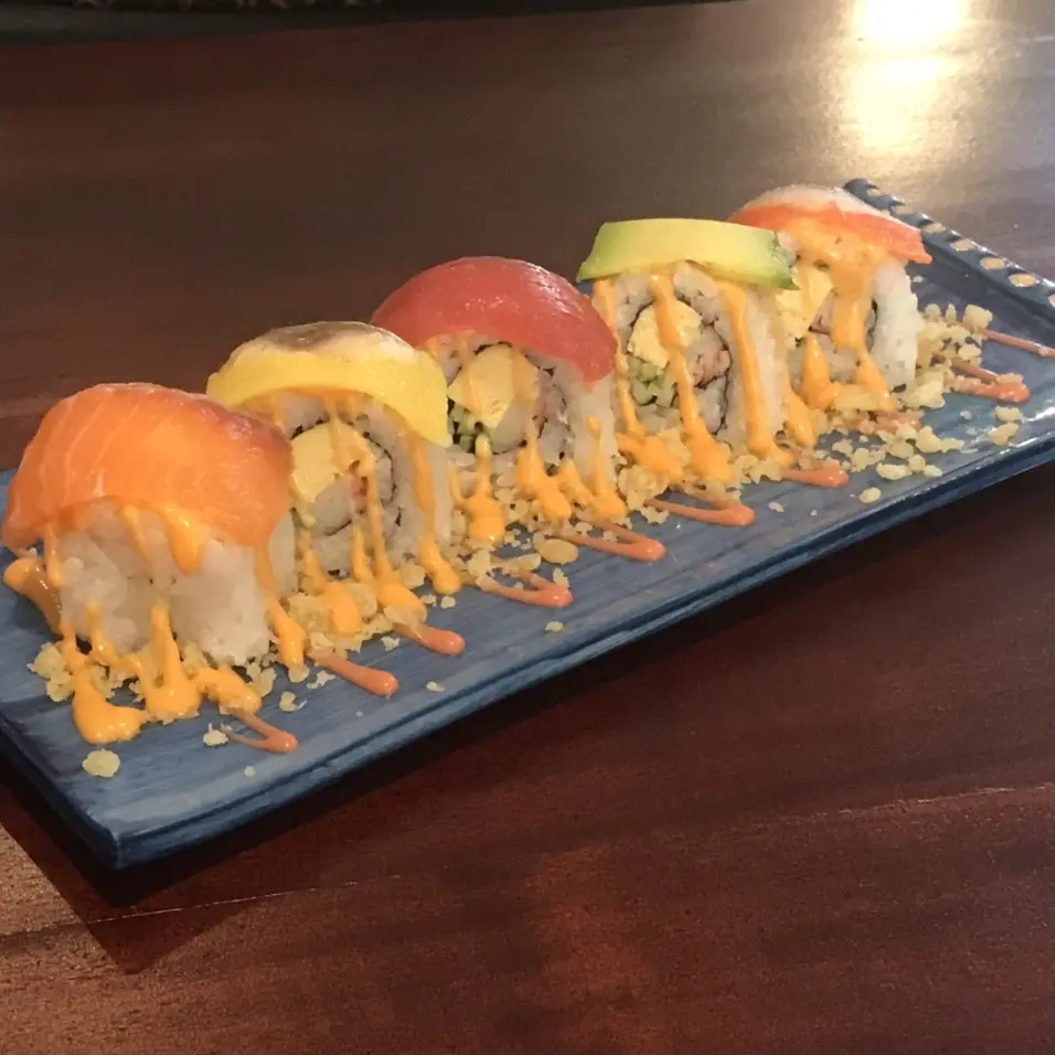 Hình ảnh RAINBOW ROLL