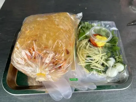 Hình ảnh Bánh tráng tự trộn ( để được lâu)