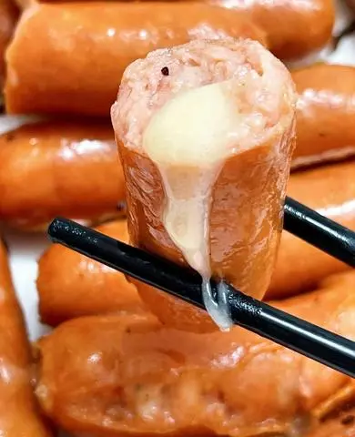 Hình ảnh Xúc Xích Phô Mai