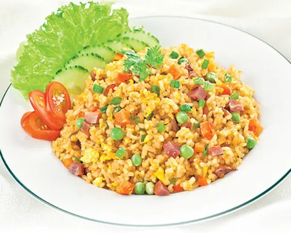 Hình ảnh Mua 1 cơm chiên dương châu tặng rau má