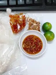 Hình ảnh Bánh tráng chấm muối tắc