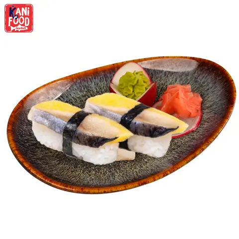 Hình ảnh Sushi cá trích ép trứng