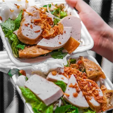 Hình ảnh Bánh cuốn nóng đặc biệt