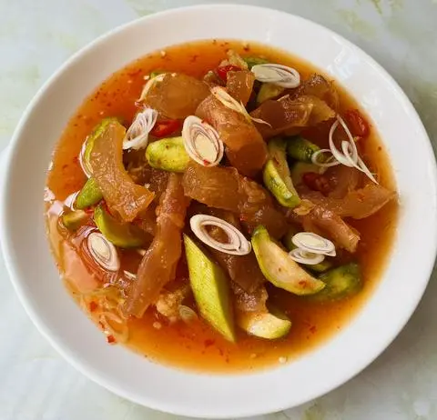 Hình ảnh Gân bò sốt sả tắc - Nhỏ