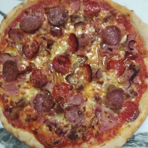 Hình ảnh Pizza di carni