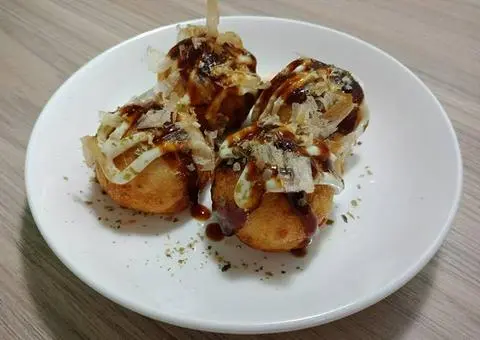 Hình ảnh Bánh bạch tuộc nhân phô mai - 4 viên