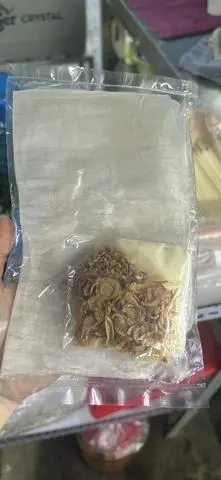 Hình ảnh Bánh tráng cuốn bơ tự cuốn