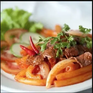Hình ảnh Nui xào thịt bò mềm