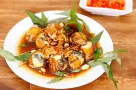 Hình ảnh Hột vịt lộn xào me - 1 trứng