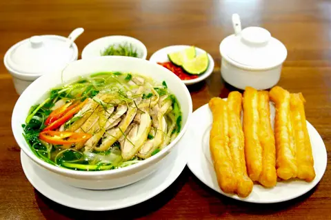 Hình ảnh Phở tái gà