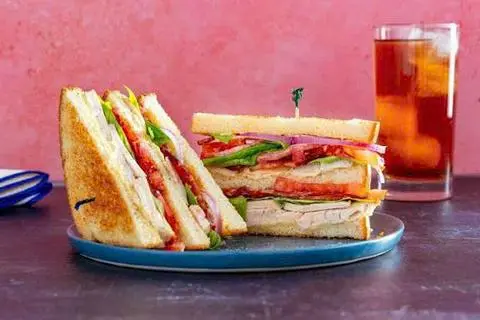 Hình ảnh Sandwich bò trứng