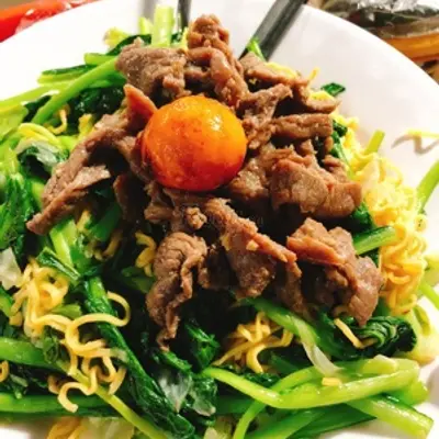 Hình ảnh Mì xào bò