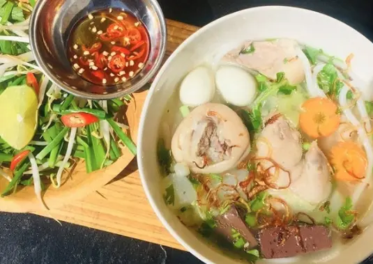 Hình ảnh Bánh canh giò