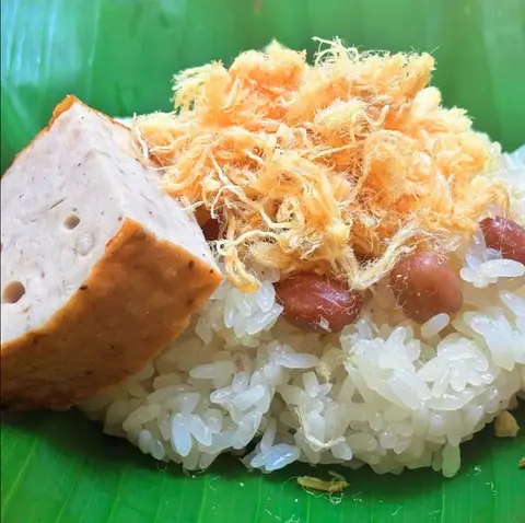 Hình ảnh Xôi lạc chà bông - chả mỡ
